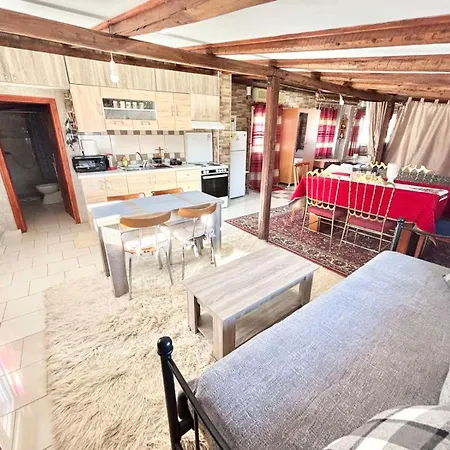 Διαμέρισμα ΑΡΧΟΝΤΙΚΌ Μουζάκι ΚΑΡΔΙΤΣΑ ΤΡΙΚΑΛΑ *